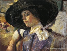 Femme avec chapeau