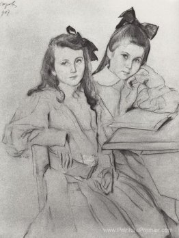 Girls N.A. Kasyanova et T. A. Kasyanova