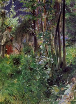 Une femme dans une forêt