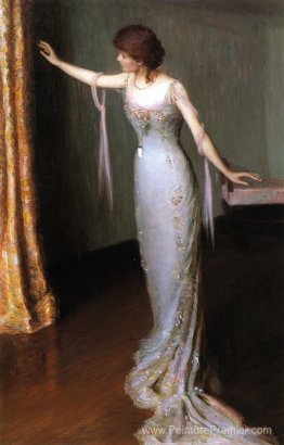 Dame dans une robe de soirée