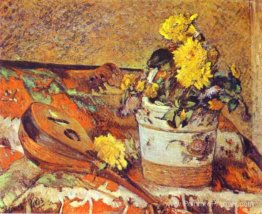 Mandoline et fleurs