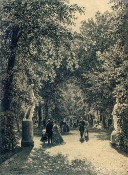 Ruelle du jardin d'été à Saint-Pétersbourg