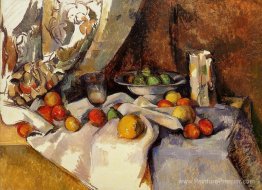 Poste de vie morte, bouteille, tasse et fruits